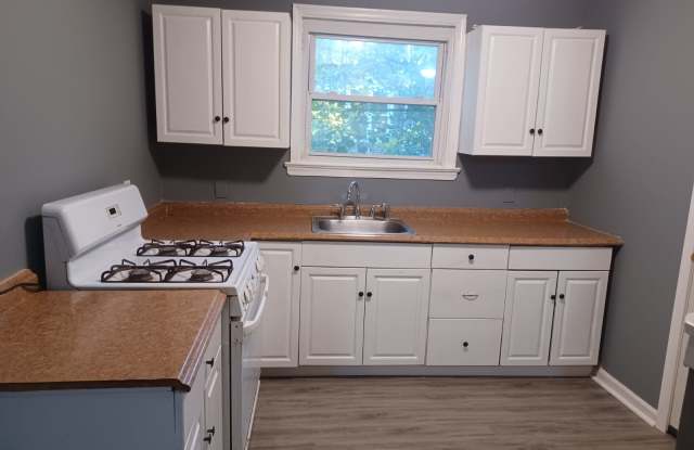 2609 S Robinson St photos photos