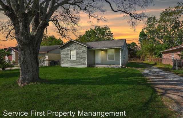 205 S Algeria Street - 205 S Algeria, Texas City, TX 77591