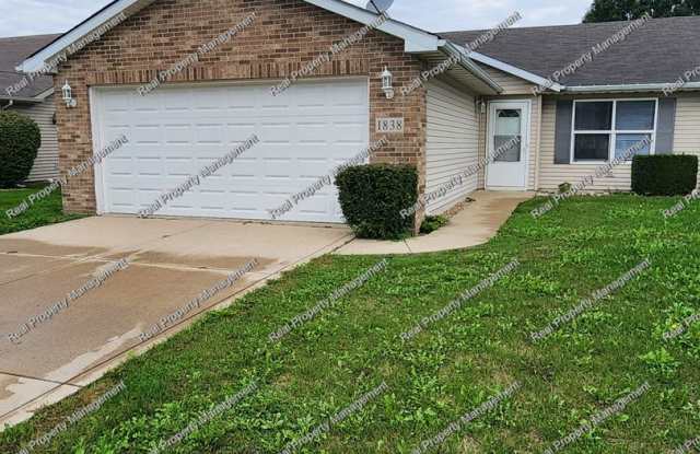 Fresh 3 Bedroom Duplex - 1838 West 86th Lane, Merrillville, IN 46410