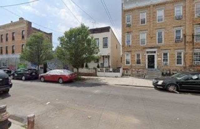 474 Grant Avenue - 474 Grant Avenue, Brooklyn, NY 11208 474 Grant Avenue - 474 Grant Avenue, Brooklyn, NY 11208