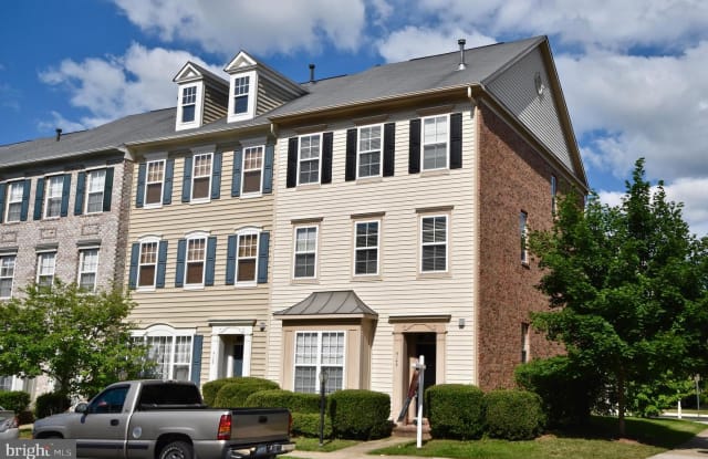 9146 RIBBON FALLS LOOP - 9146 Ribbon Falls Loop, Linton Hall, VA 20136