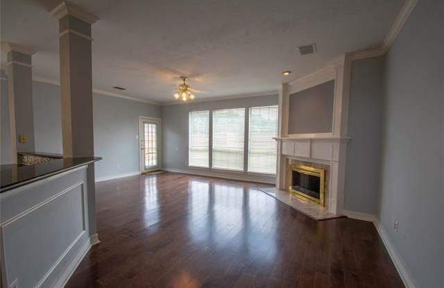 2524 Millstream Drive Gallery 2