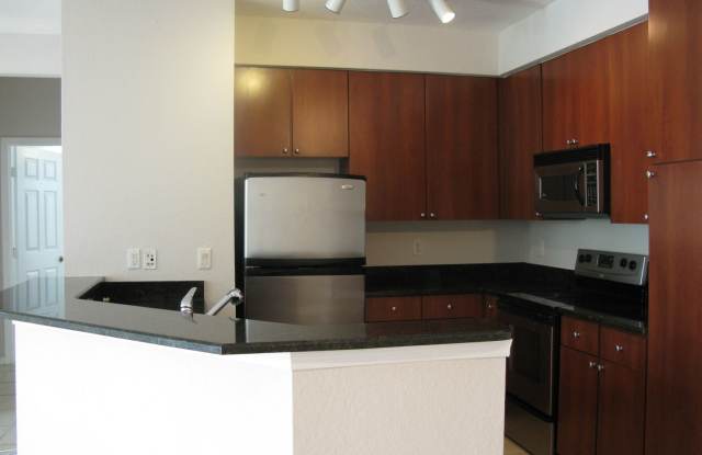 5225 Wellington Park Cir #B55 Gallery 3