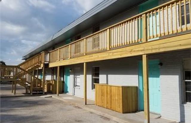 Las Palmas - 2026 Waldron Rd, Corpus Christi, TX 78418