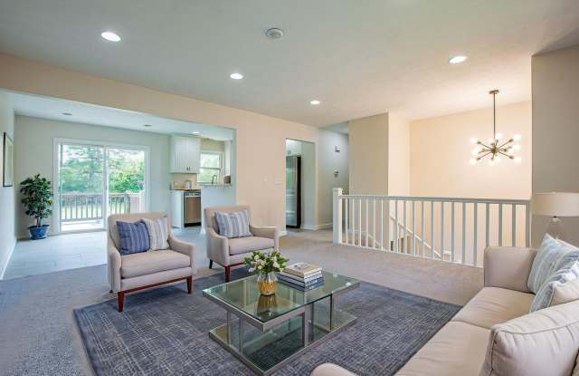 Brand New Beautifully Remodled 3 Bedroom / 2 Bath Home! Gallery 1