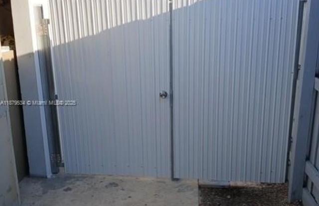 11510 SW 182nd Ter photos photos