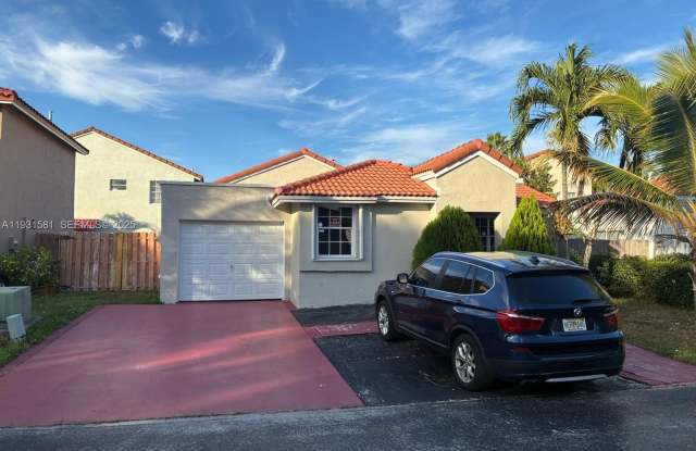 16055 SW 112th Ter photos photos