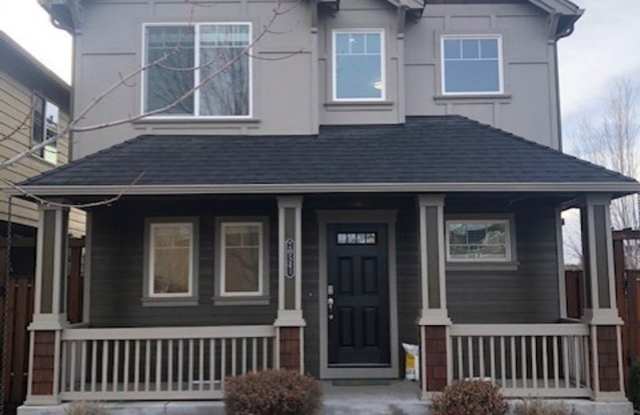 Gorgeous 4 Bedroom Home in Sun Meadow photos photos