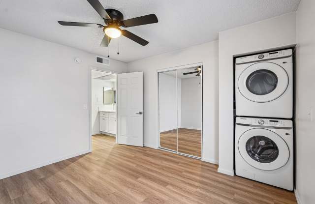 Maryland Greens Apartments Gallery 1
