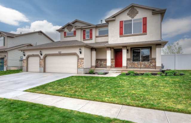 1024 W MANCHESTER Dr N photos photos