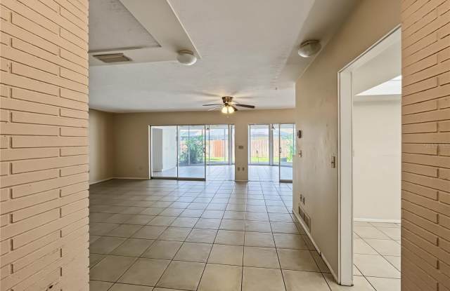 3041 TYRONE Lane Gallery 2