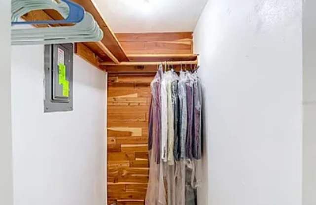 4228 Redcliff Pl Gallery 3