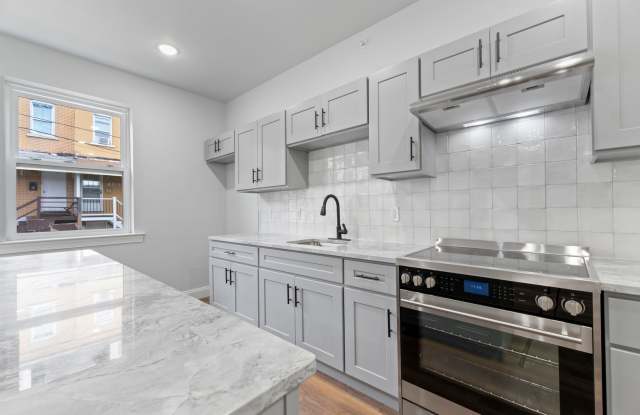 Renovated 1 bedroom, 1 bathroom photos photos