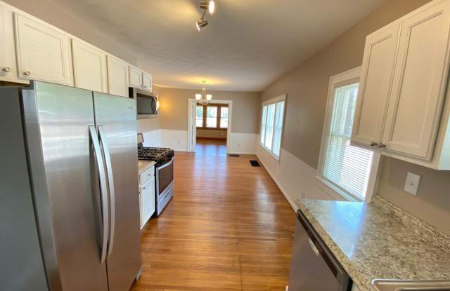 Franklinton Area Single Family House Gallery 4