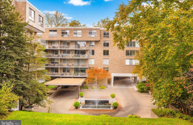 4100 CATHEDRAL Avenue NW unit: 712 - 4100 Cathedral Avenue Northwest, Washington, DC 20016