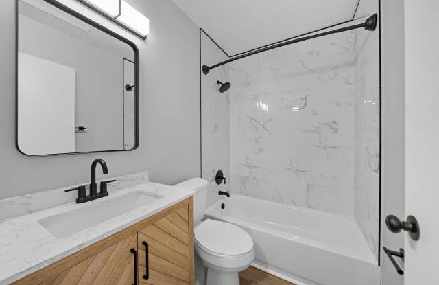 710 E Floribraska Ave photos photos