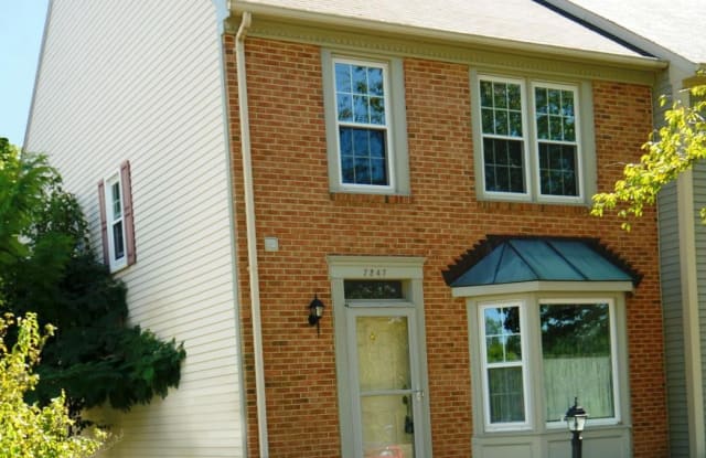 7247 WORSLEY WAY - 7247 Worsley Way, Kingstowne, VA 22315
