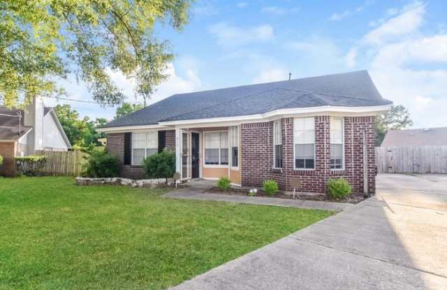 913 Mister Lake Court photos photos