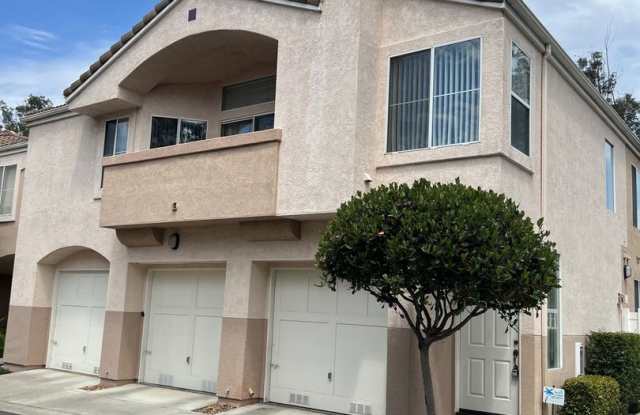 Wonderful 2 bedroom, 2 Bath Condo! Single Car Garage! photos photos