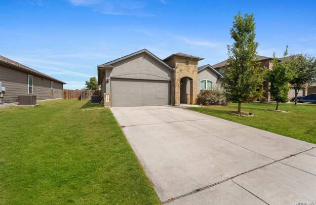 1367 Fall Cover St photos photos