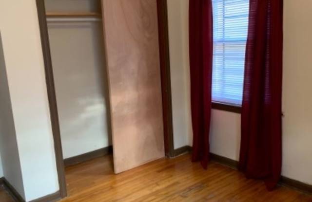 12621 S. Eggelston Gallery 4