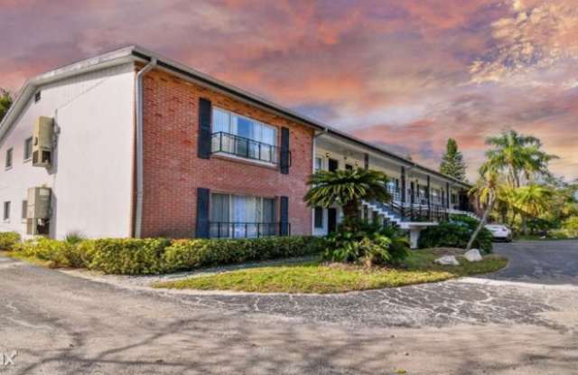 1345 Drew Street 1 - 1345 Drew Street, Clearwater, FL 33755