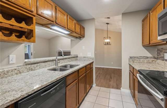 408 Warm Springs Circle Gallery 3