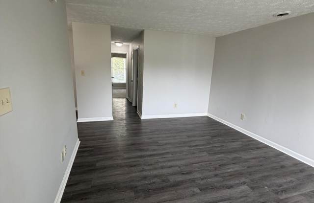 3200 Baird Court Gallery 3