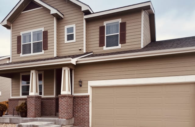 300 Dukes Way - 300 Duke's Way, Dacono, CO 80514