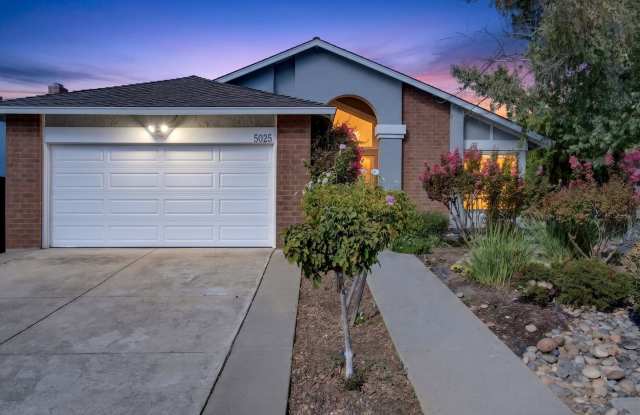 Charming 3BR/2BA Concord Home | Hardwood Floors, Garage & Fenced Yard Gallery 1