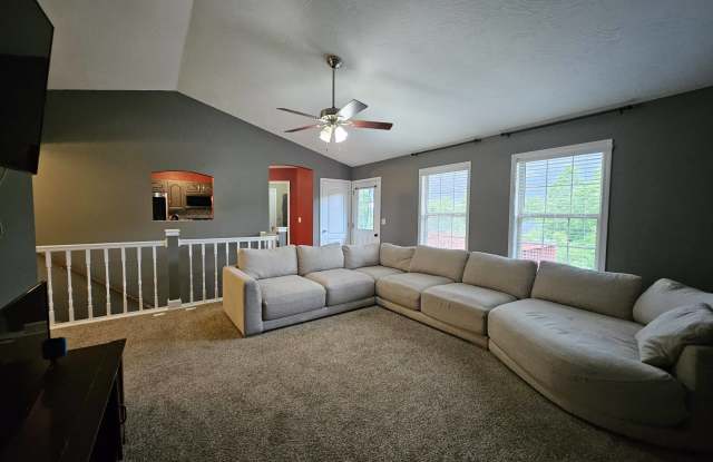 15630 Top Drive Gallery 4