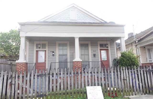 1225 BURDETTE Street photos photos