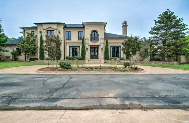 5701 Mistletoe Court Gallery 2