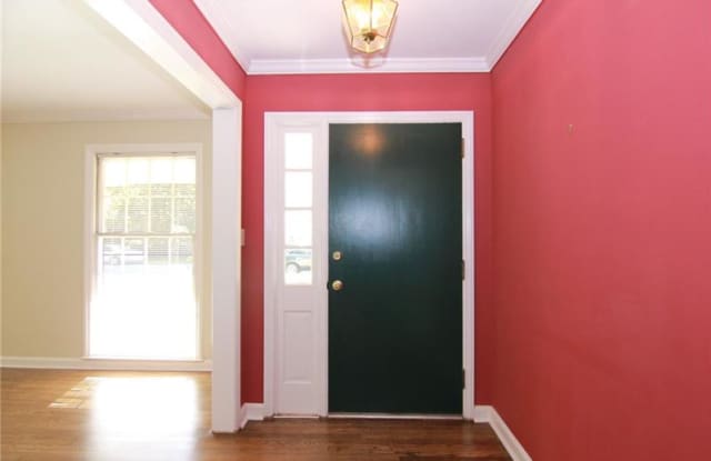 2523 Birchwood Drive NE Gallery 2