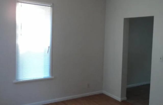 2043 North Holton Street - 1 Gallery 3