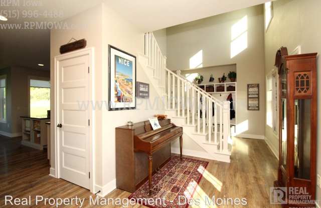 27171 Eagle Crest Drive Gallery 4