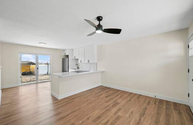 Updated 4BD, 2BA in Berkley with Off-Street Parking Spot photos photos Updated 4BD, 2BA in Berkley with Off-Street Parking Spot photos photos