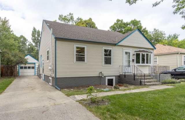 1133 Harvard Avenue photos photos