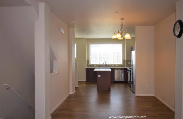 7934 Northeast Heiser Street - 1 Gallery 2