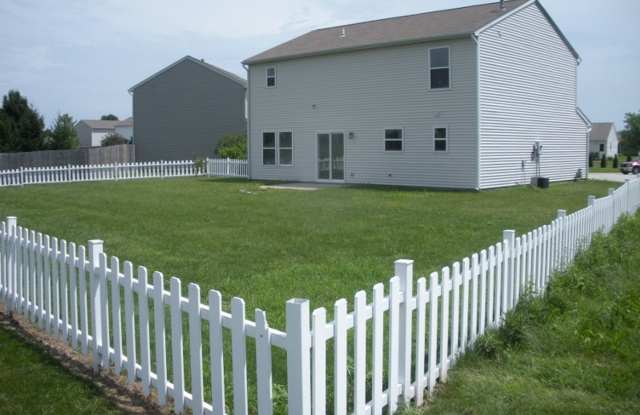 3 Bedroom Single Family Home in Arlington Commons Gallery 3