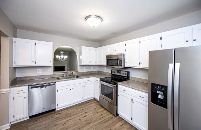 8225 G Pineville-Matthews Road - 8225 Pineville-Matthews Road, Charlotte, NC 28226