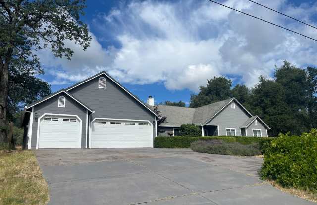 Country Living in Ranchland Acres! photos photos Country Living in Ranchland Acres! photos photos