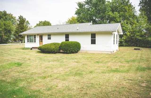 Sangamon Valley schools! 3 Bedroom, 1 bath photos photos