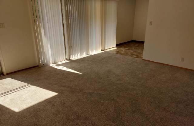 1100 Ranchero Way Gallery 3