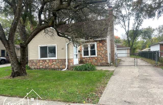 Lovely 3 Bedroom 1 Bathroom now available for rent! Gallery 1