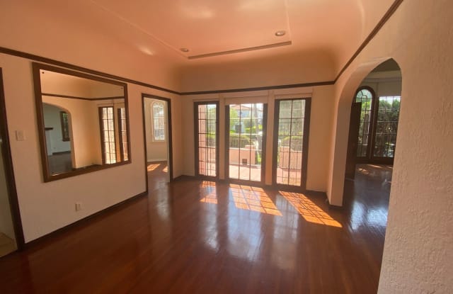 438 North Edinburgh Avenue - 438 North Edinburgh Avenue, Los Angeles, CA 90048