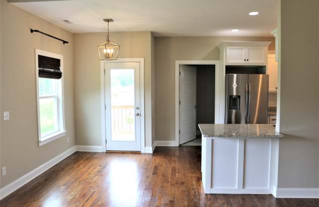 3426 Fleeman Place Dr Ne photos photos
