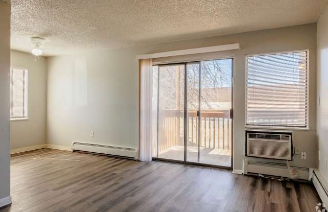 Fitzsimmons Junction photos photos