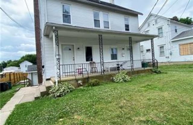 521 Broad Street - 521 Broad St, Pen Argyl, PA 18072