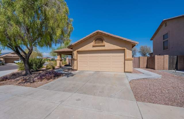 Stunning 4-Bedroom, 1.75-Bath Home Near South Mountain Section 8 Welcome photos photos